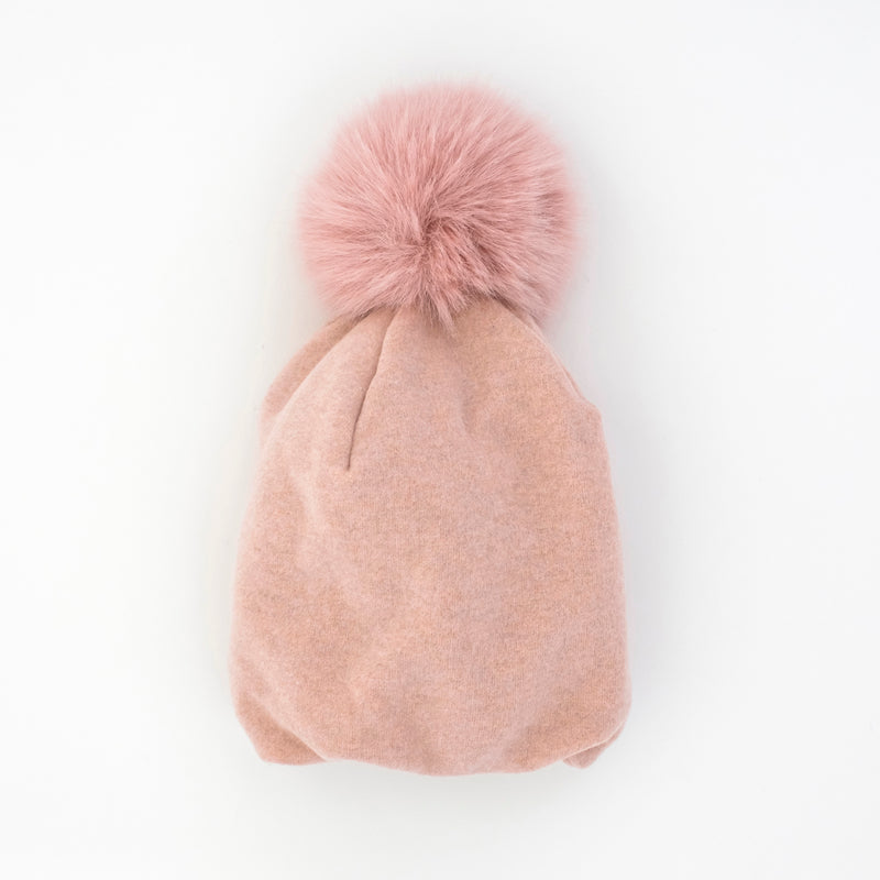 CAPPELLO CON POM PON