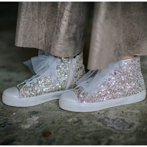 HIGH SNEAKERS WITH SEQUINS